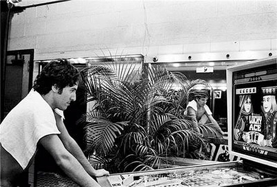 Bruce Springsteen Playing Pinball Photo